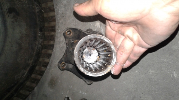 เฟืองเพลา Hinoคู่ละ 5000