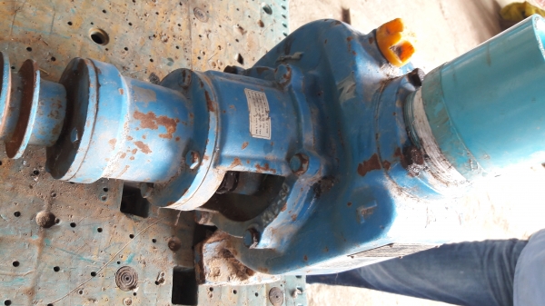 ปั้มน้ำเก่าเก็บ