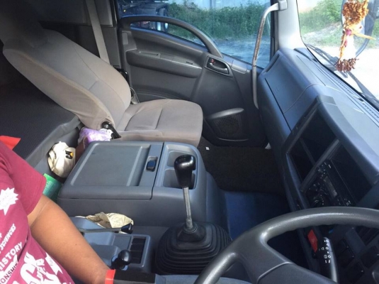 10 ล้อหัวลาก 360 แรง ปี 2555 สวยเดิมๆ ไมบ์ 1.9 แสน กิโล