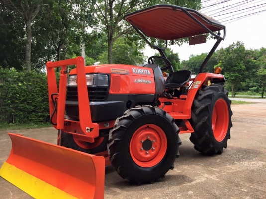 ขายรถไถKubota L3408DI (4WD) พร้อมใบมีดหน้า และผานพรวนช้าง รถพร้อมใช้งาน