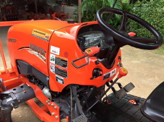 ขายรถไถ Kubota L4708SP (4WD) พร้อมใบมีดและผานพรวนLCSรถไร่ ใช้งานน้อย สวยๆ พร้อมใช้งาน