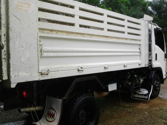 รถอีซูซุ 6 ล้อดั้ม FRR 210 แรงม้า  ปี 53.  ,  ( รถวิ่ง 6x,xxx กม. )      สนใจติดต่อ  081 - 6079515