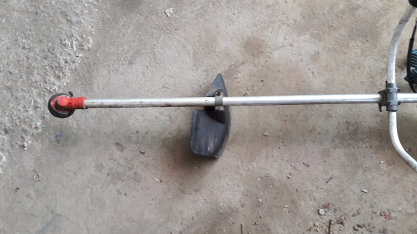 เครื่องตัดหญ้า 4จังหวะ แท้ เครื่องตัดหญ้า 4จังหวะ แท้