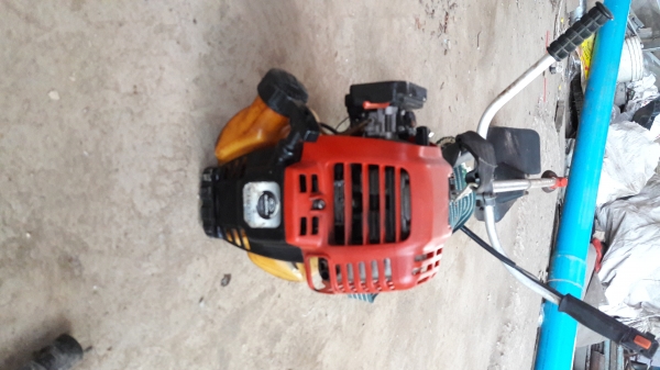 เครื่องตัดหญ้า 4จังหวะ แท้ เครื่องตัดหญ้า 4จังหวะ แท้