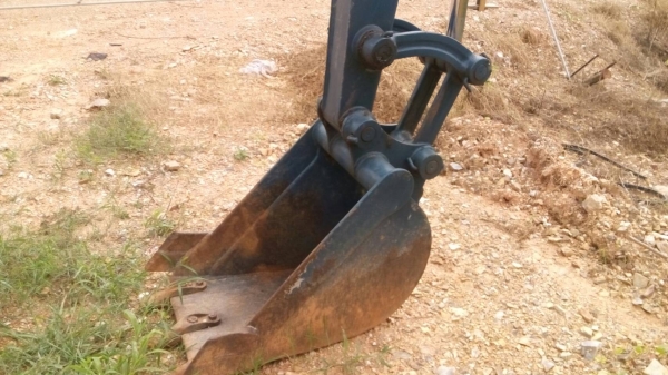 ขายรถแมคโค PC-40-6 รถสวยครับขายไม่แพงเครื่องเดิมปั้มเดิมครับ