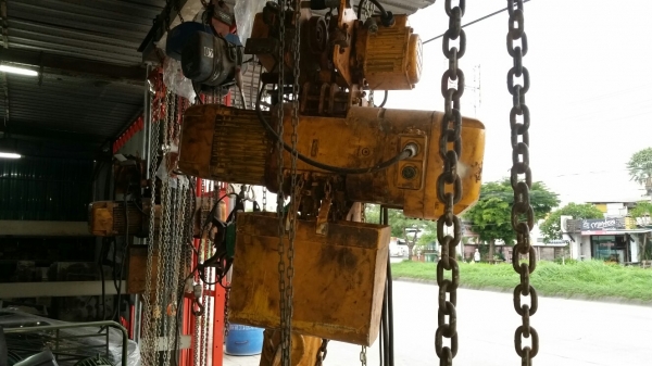 รอกไฟฟ้า kito 2 t