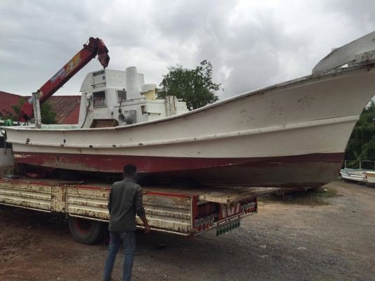 ขายเรือประมงไฟเบอร์ล้วน ไม่ต้องขึ้นคานทุกปี
